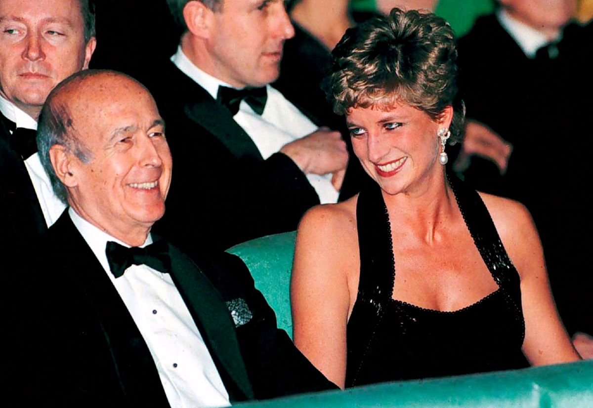 France declares national day of mourning for late president Valery Giscard D’estaing