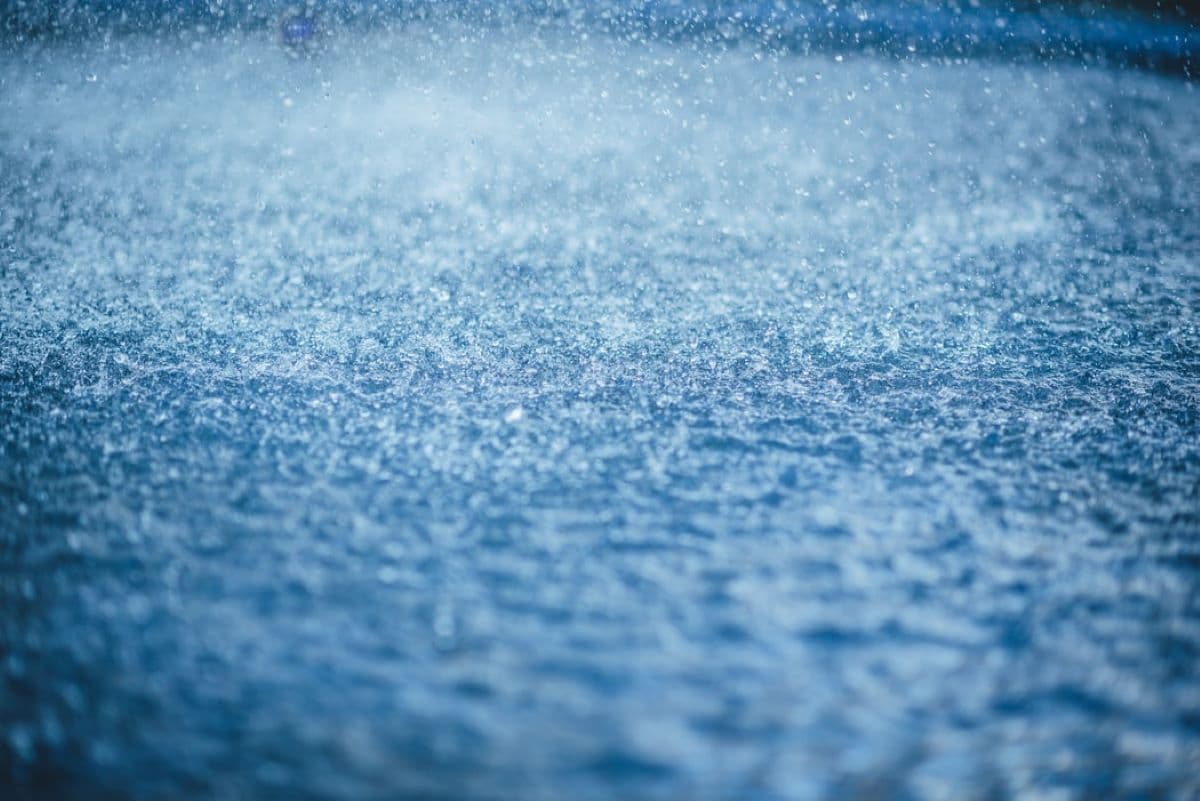 Swathes of Malaysia to experience strong weather this evening