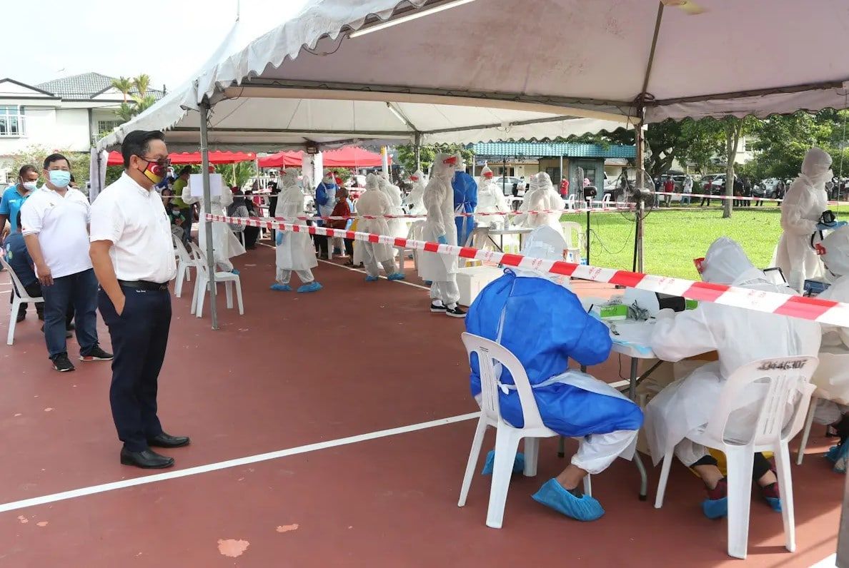 巴生冠病社区检测  915人免费检测