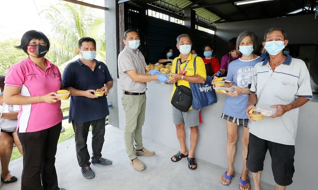 黄思汉：金銮厨房“开张”罗！  爱心素食餐温饱弱势者