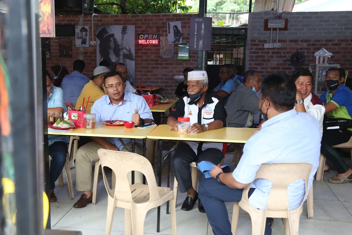 MB jelajah DUN Sungai Tua, agih sumbangan kepada masyarakat