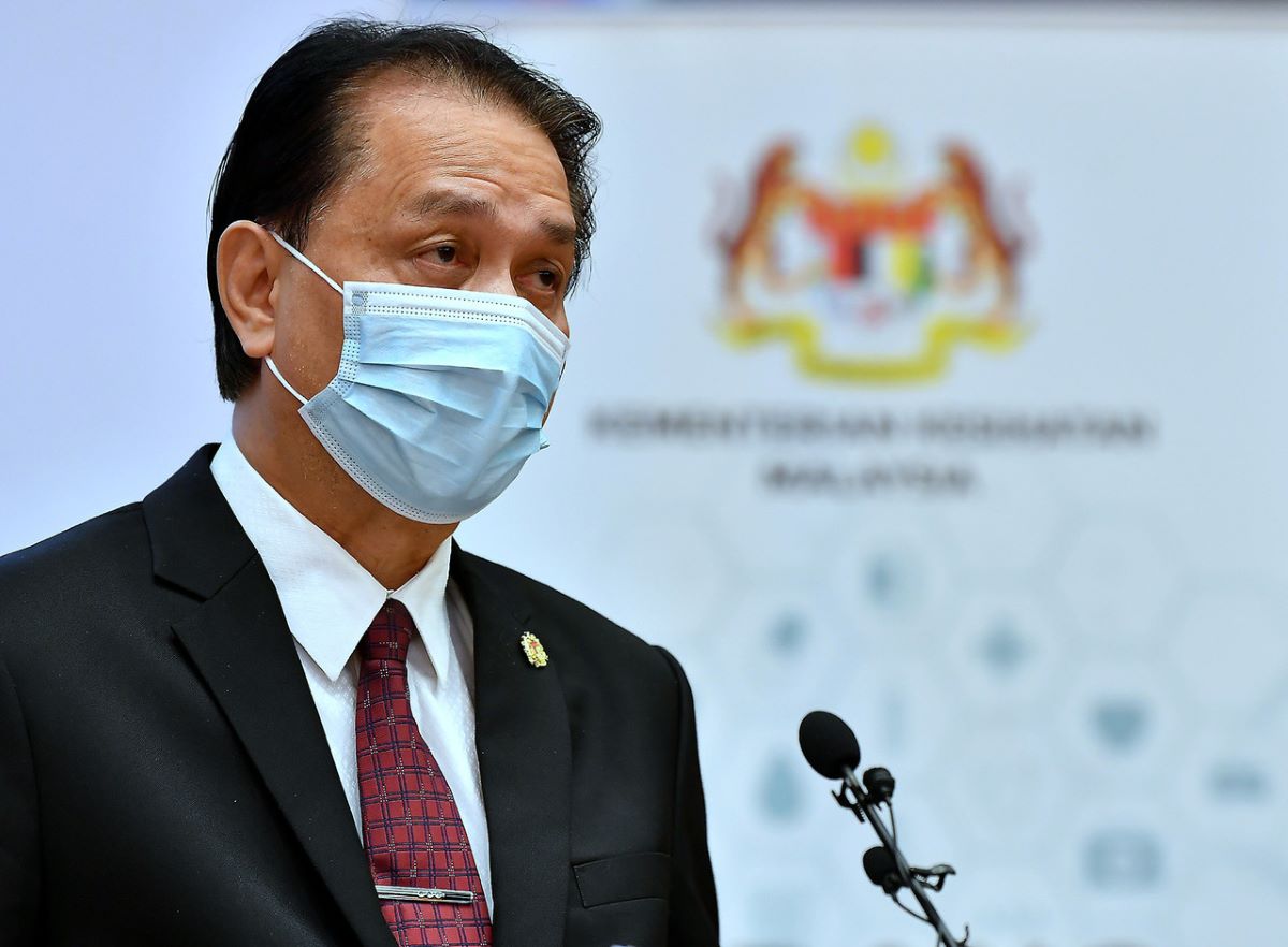 Unregistered medicines, cosmetic products worth over RM800,000 seized in Perak