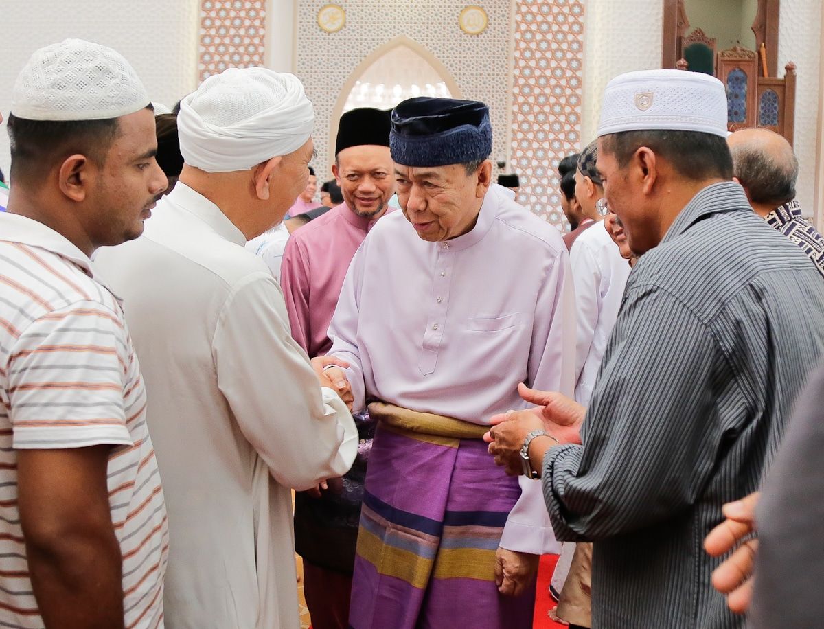 Kilauan jasa DYMM Sultan Sharafuddin