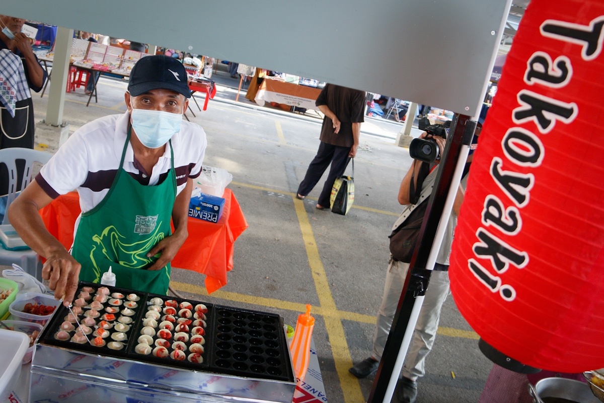 Dr Dzulkefly urges ministry personnel to be more tactical in checking foreign food vendors
