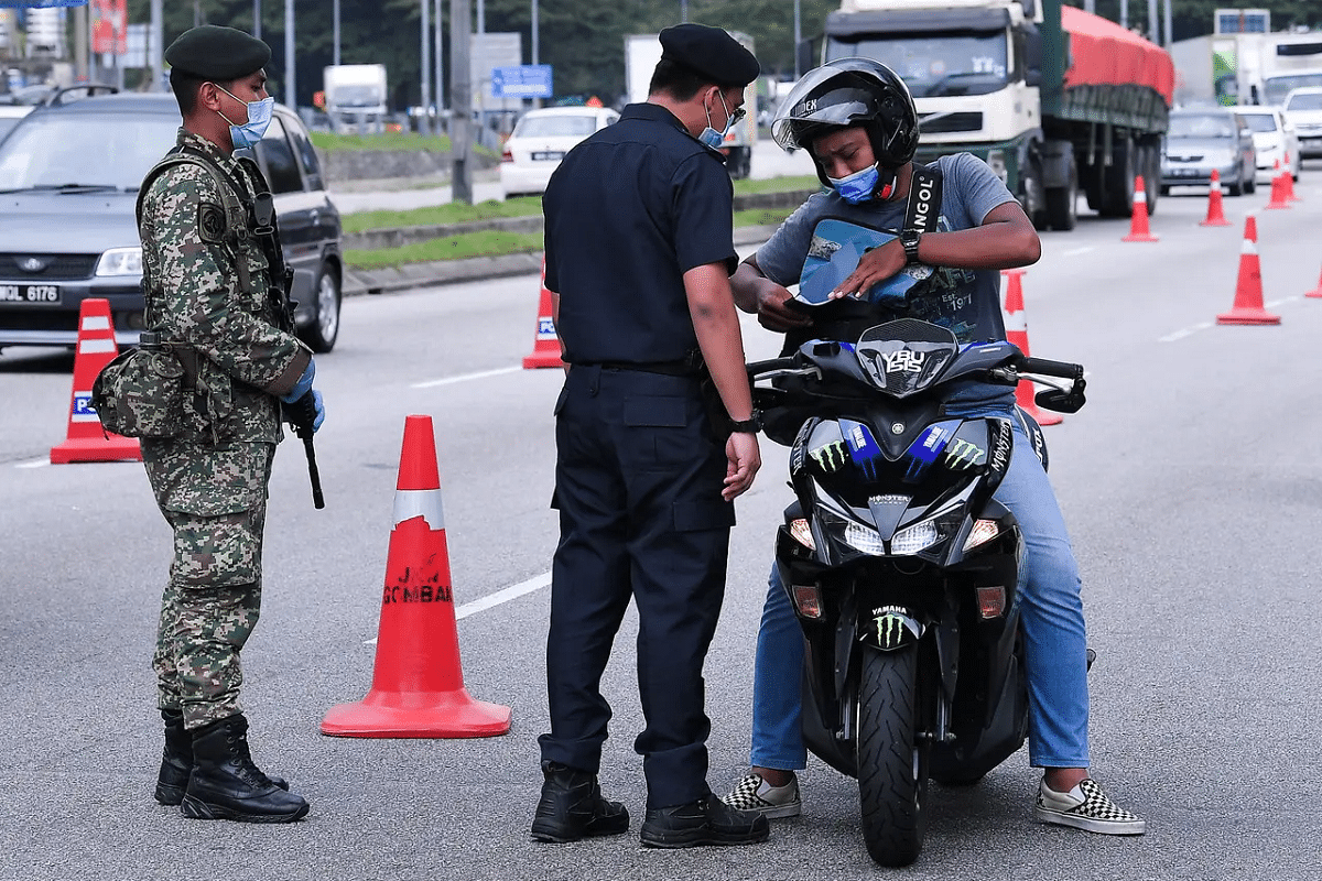Kelantan police issue over 52,000 permits to cross state, district borders