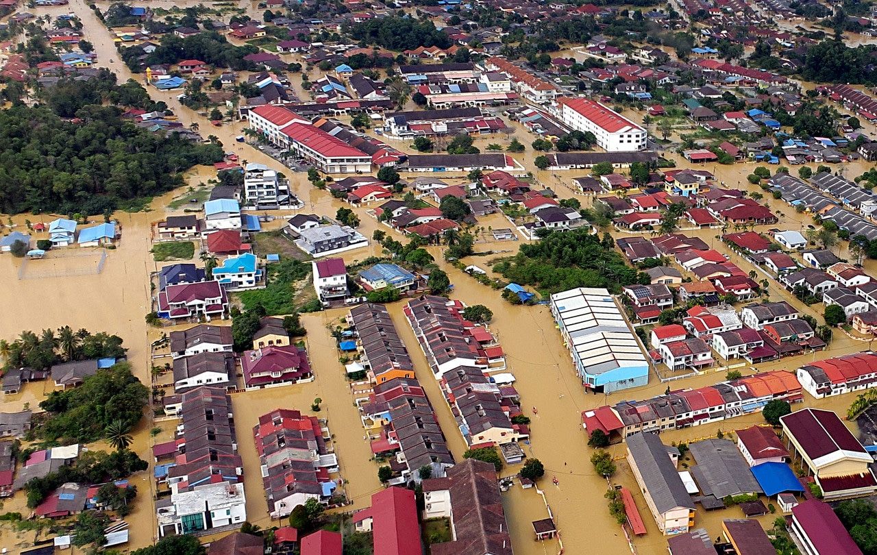 Banjir empat negeri makin pulih, Terengganu tambah buruk