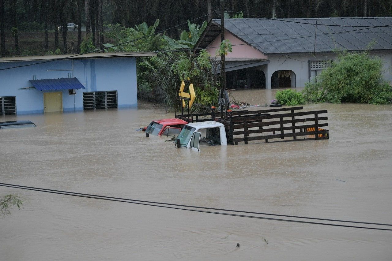 Tiga stesen rekod sungai paras bahaya di Johor