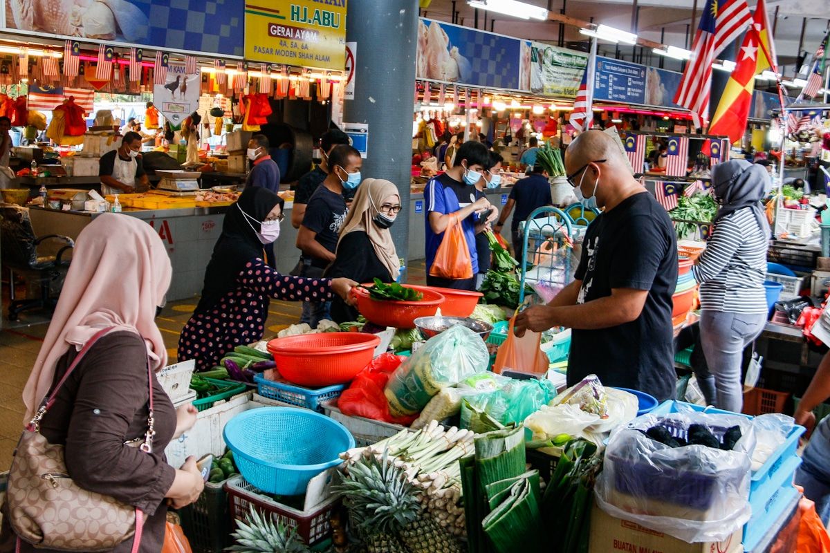 நாளை பண்டான் இண்டா தொகுதி மற்றும் தெராதாயில் கோழி, மீன்கள் மலிவாக விற்கப்படுகின்றன