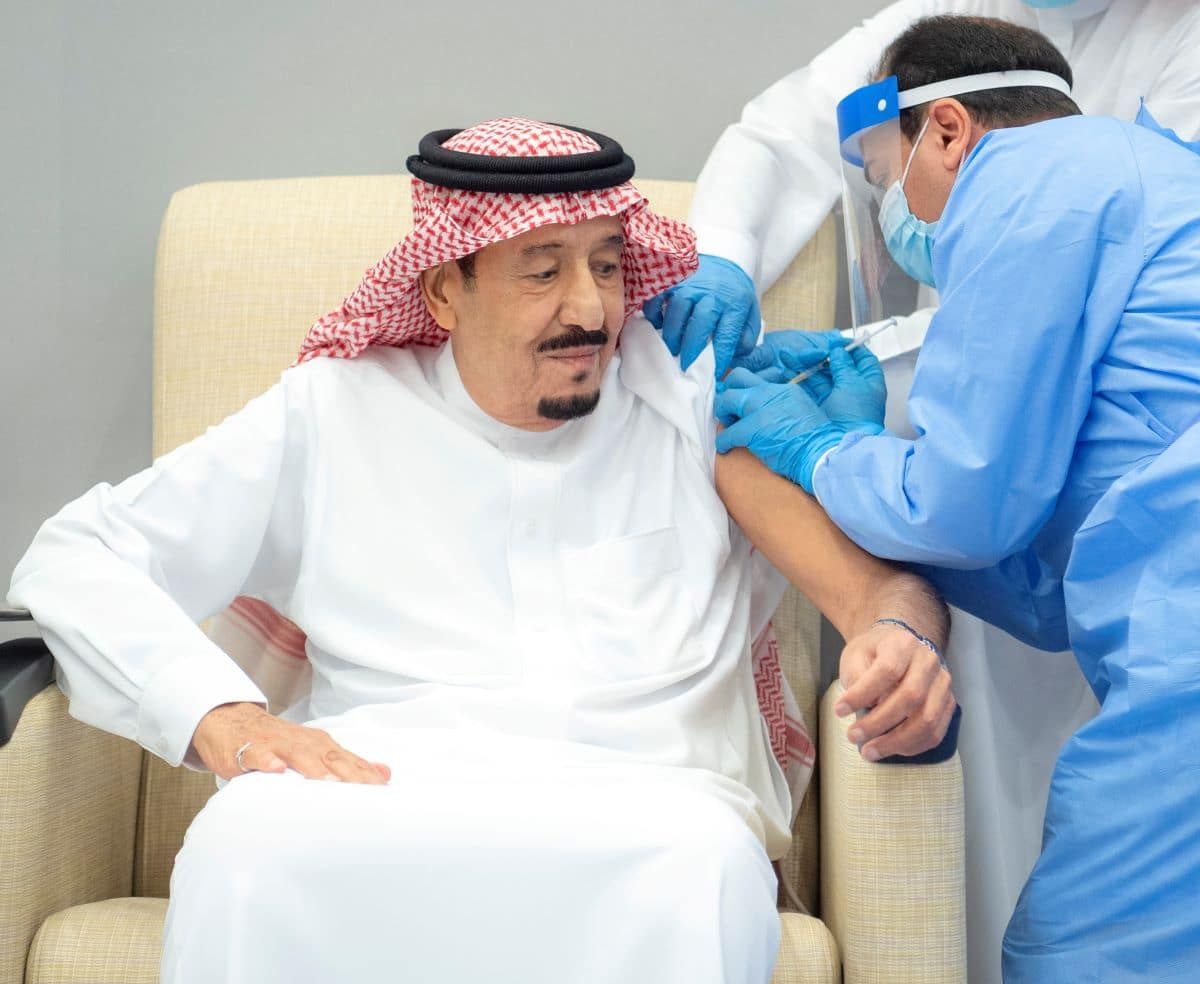 Saudi King receives first dose of a coronavirus vaccine