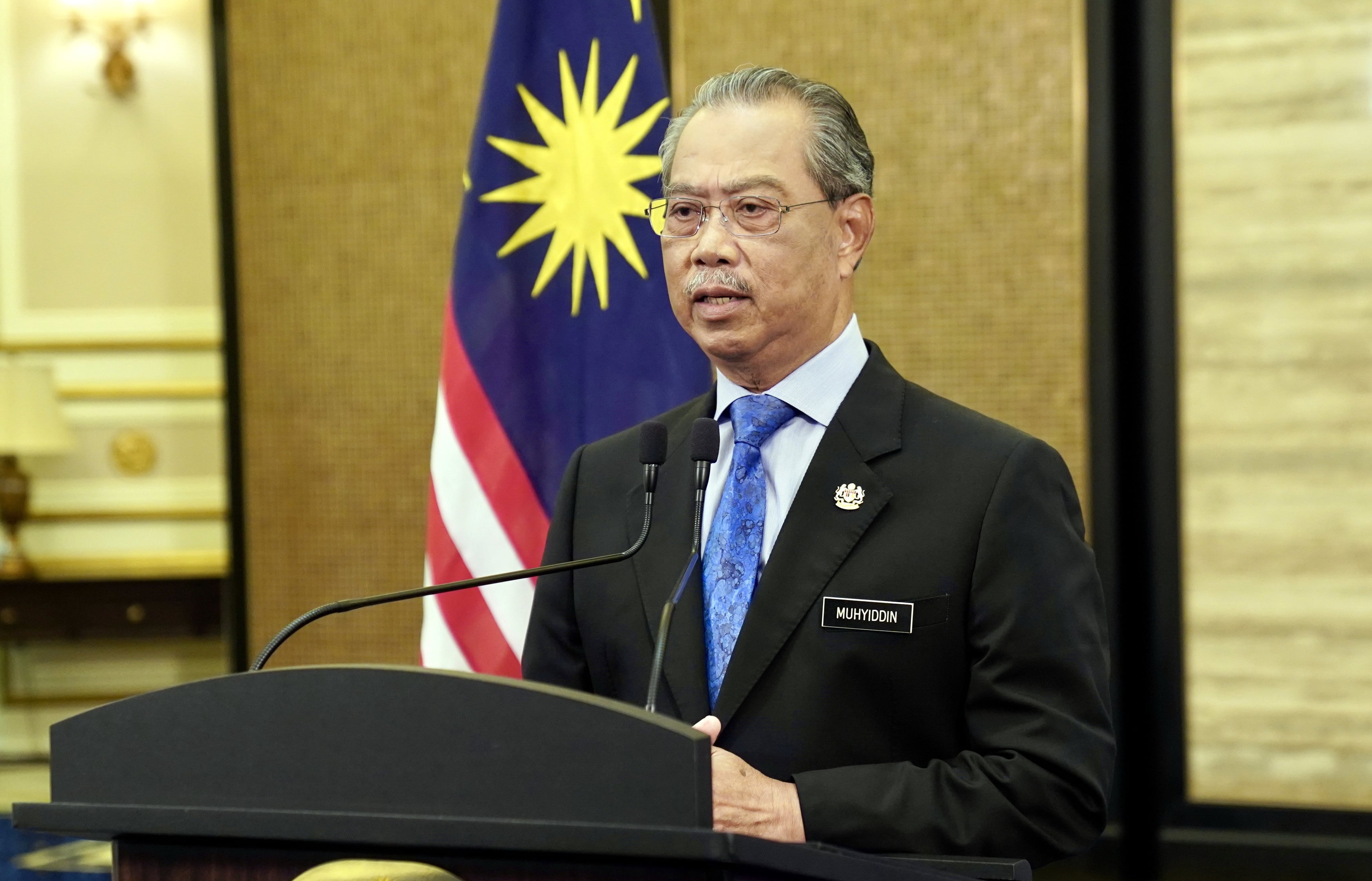 Lapan wakil Umno tarik sokongan, Muhyiddin dakwa masih cukup majoriti