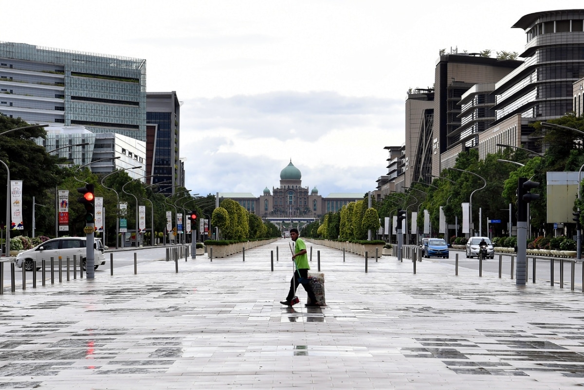 MCO: Do not enter Putrajaya for social, recreational activities — Police