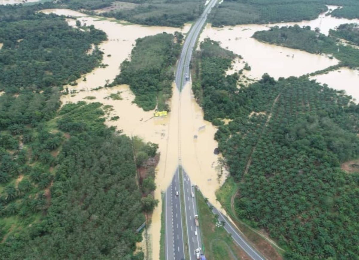 Number of flood evacuees drops in three states, rises slightly in Pahang