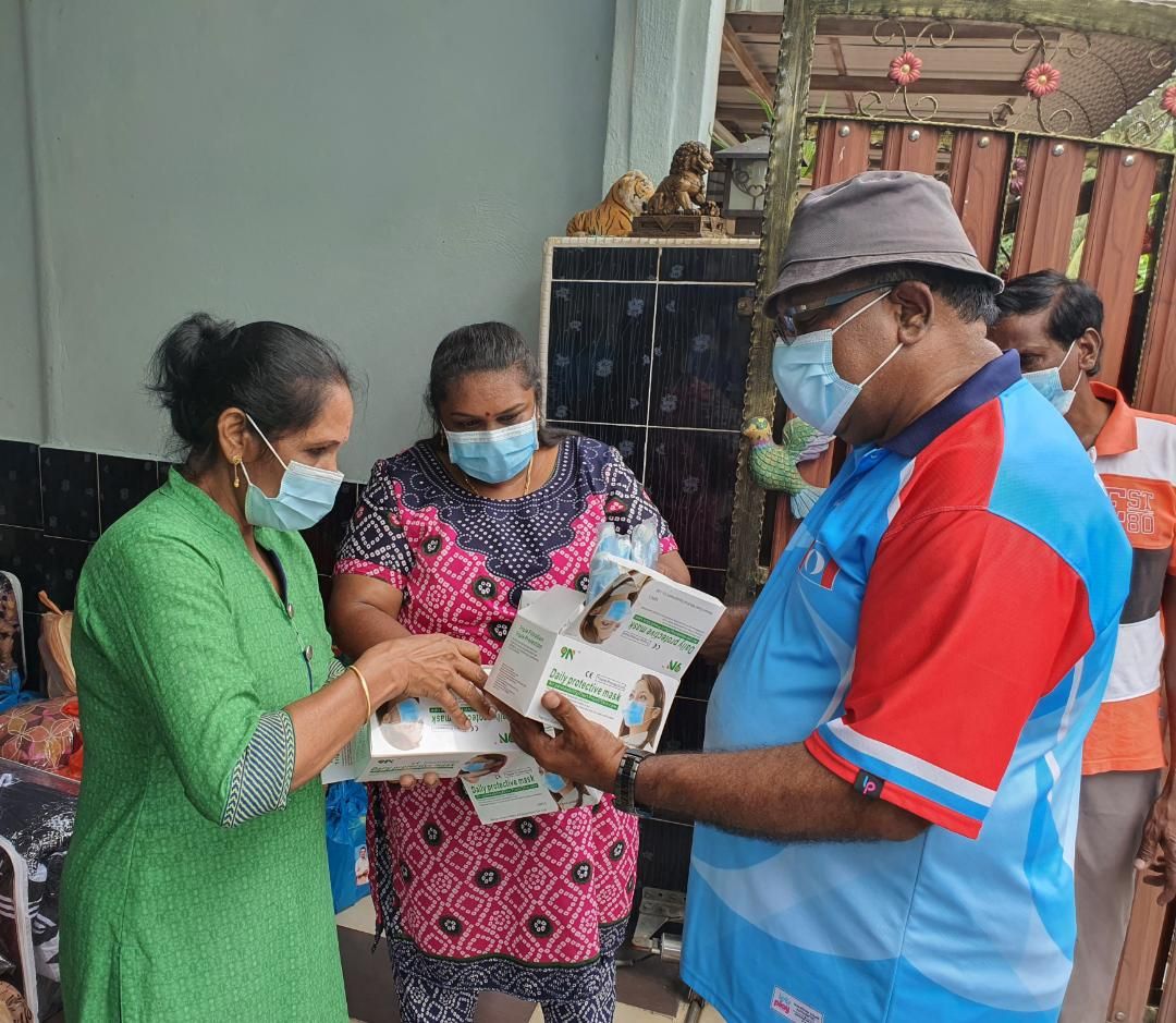 பகாங்கில் வெள்ளத்தால் பாதிக்கப்பட்டவர்களுக்கு இரண்டாம் கட்ட உதவி- செந்தோசா தொகுதி வழங்கியது