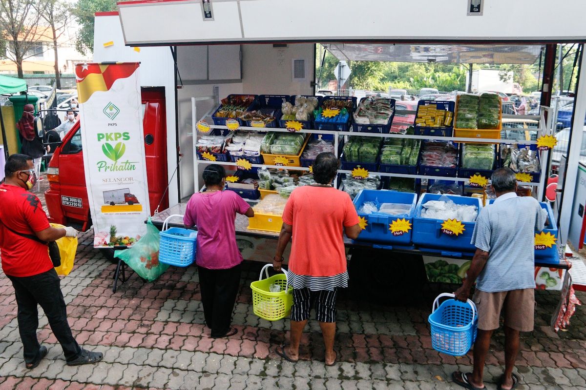 PKPS conducts weekly post-mortem to improve its grocery-on-wheels service