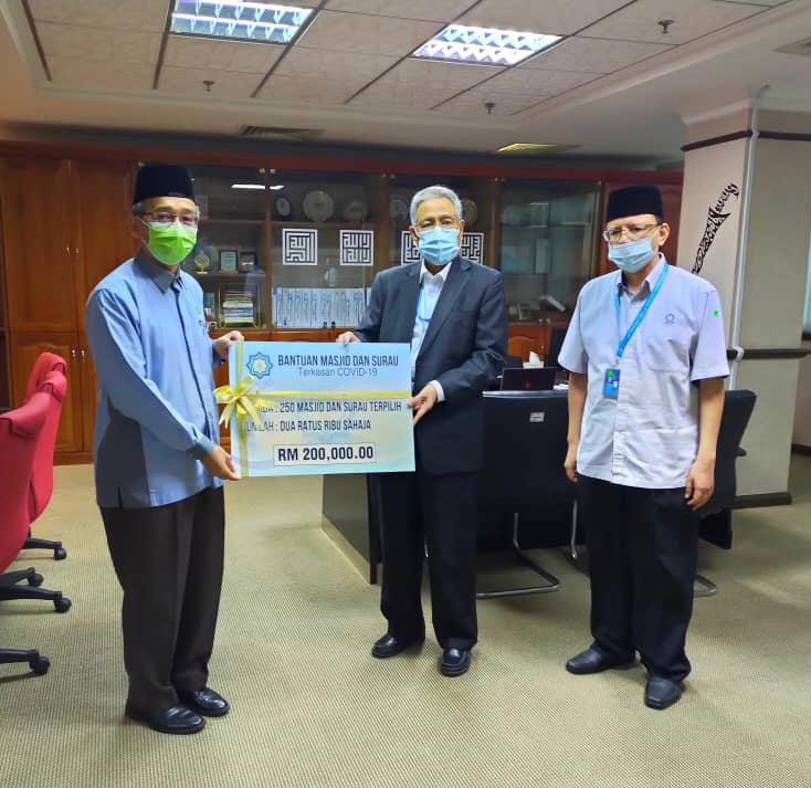 Mais sumbang RM200,000 bantu masjid, surau terjejas PKP