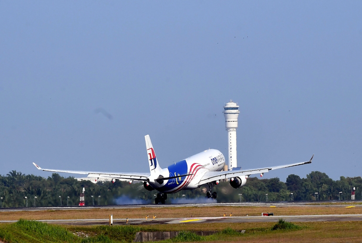 All Malaysia Airlines’ operating pilots, cabin crew vaccinated