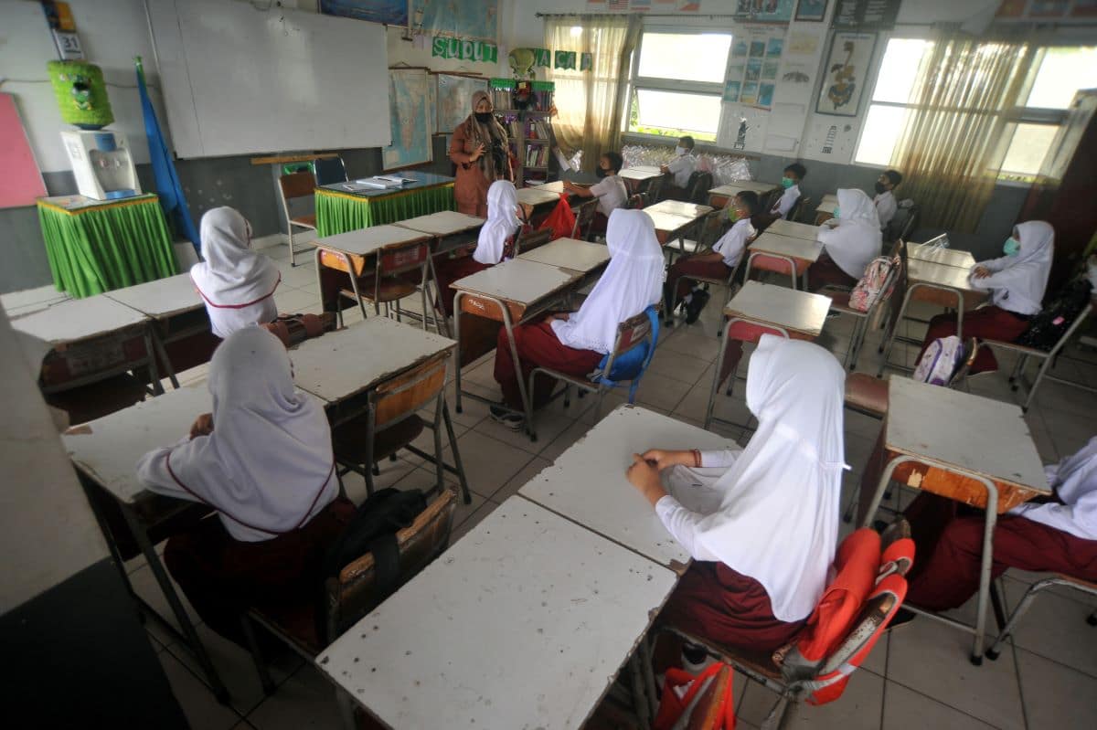 Face-to-face school session to start tomorrow