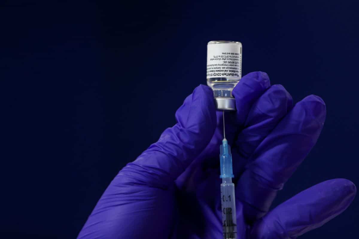 Covid-19 vaccine: One year for country to achieve herd immunity, say scientists