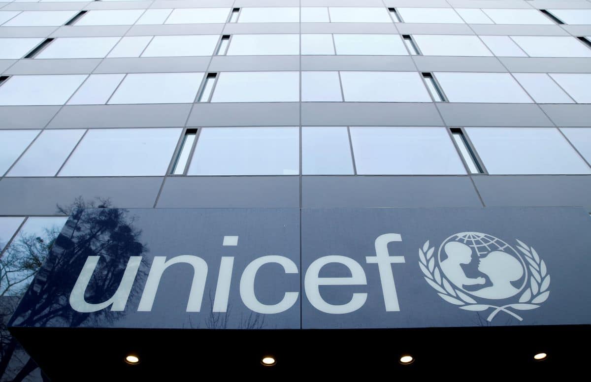 Children are meeting online strangers in person — Unicef study