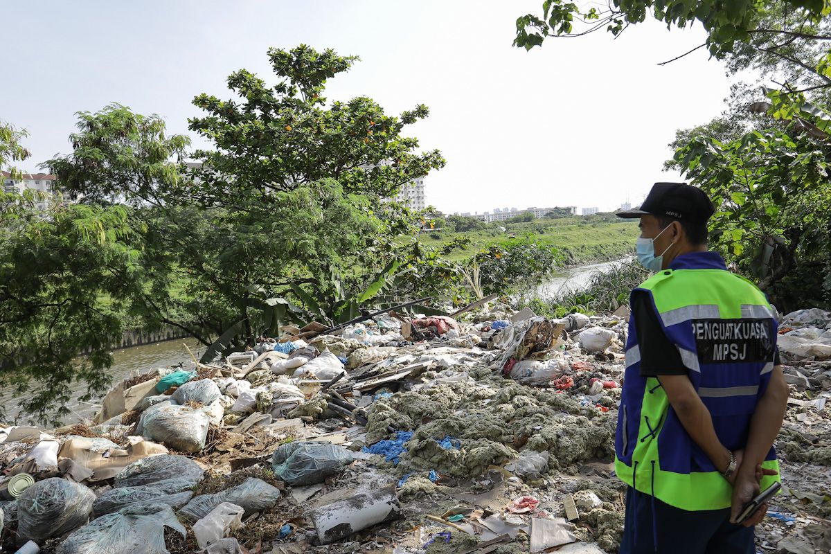 MBSJ councillor threatened for reporting illegal dumpsite location