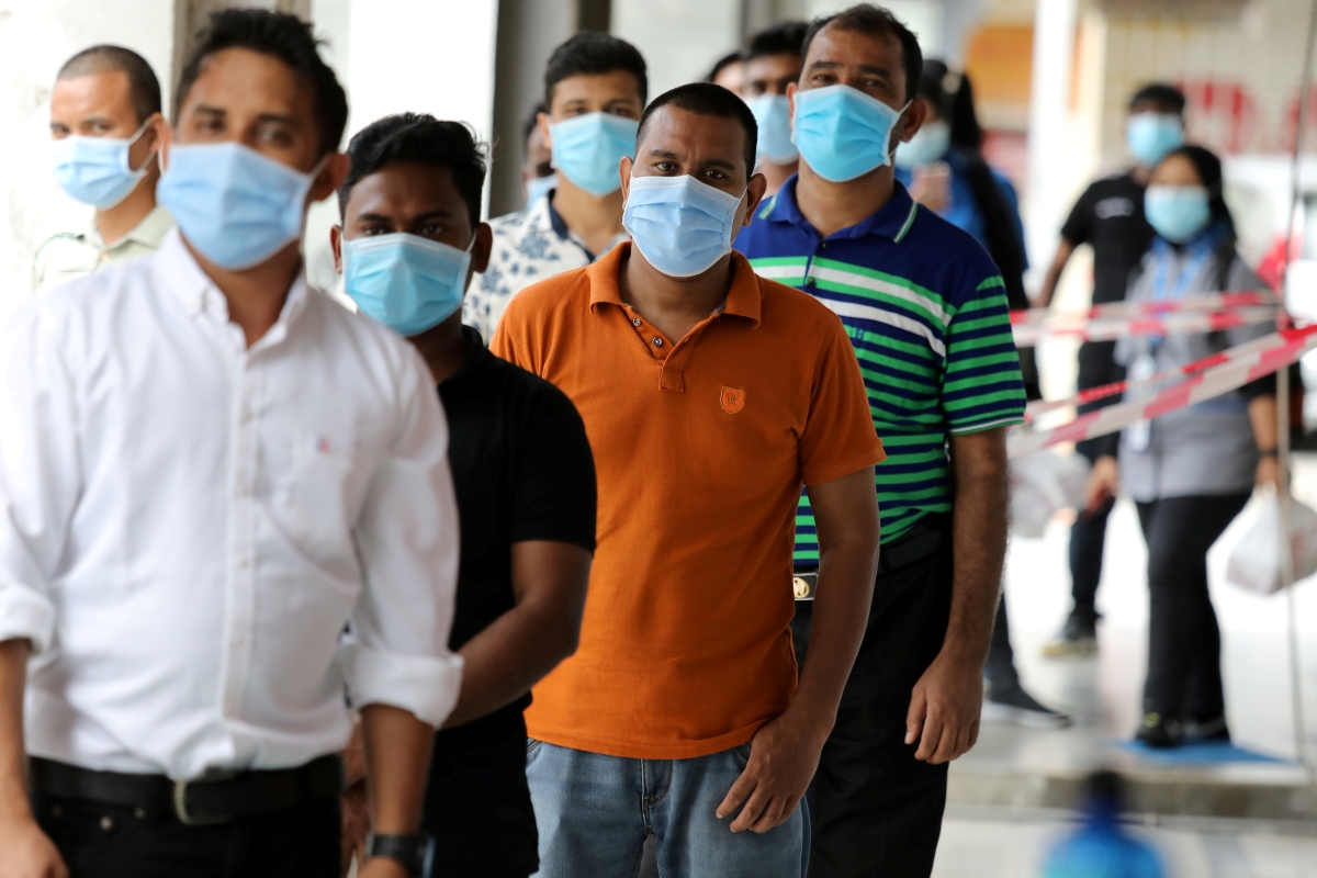 Over 700,000 illegal immigrants register under recalibration programmes