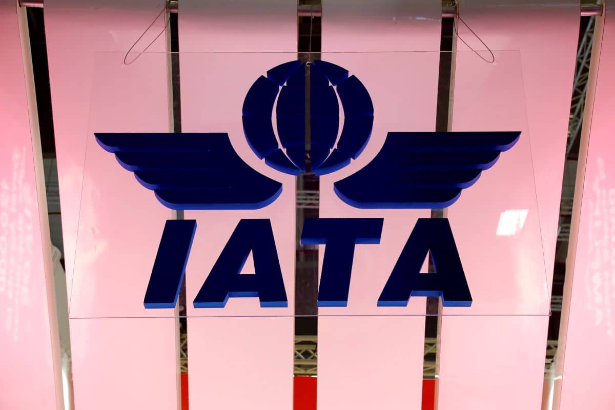 IATA wants more countries to prosecute unruly passengers