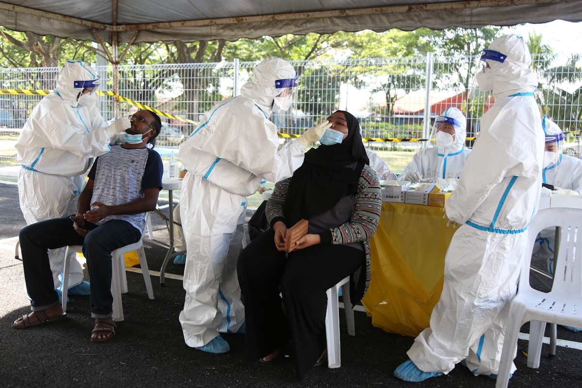 Free Covid-19 community screening in Pendamar Indah today