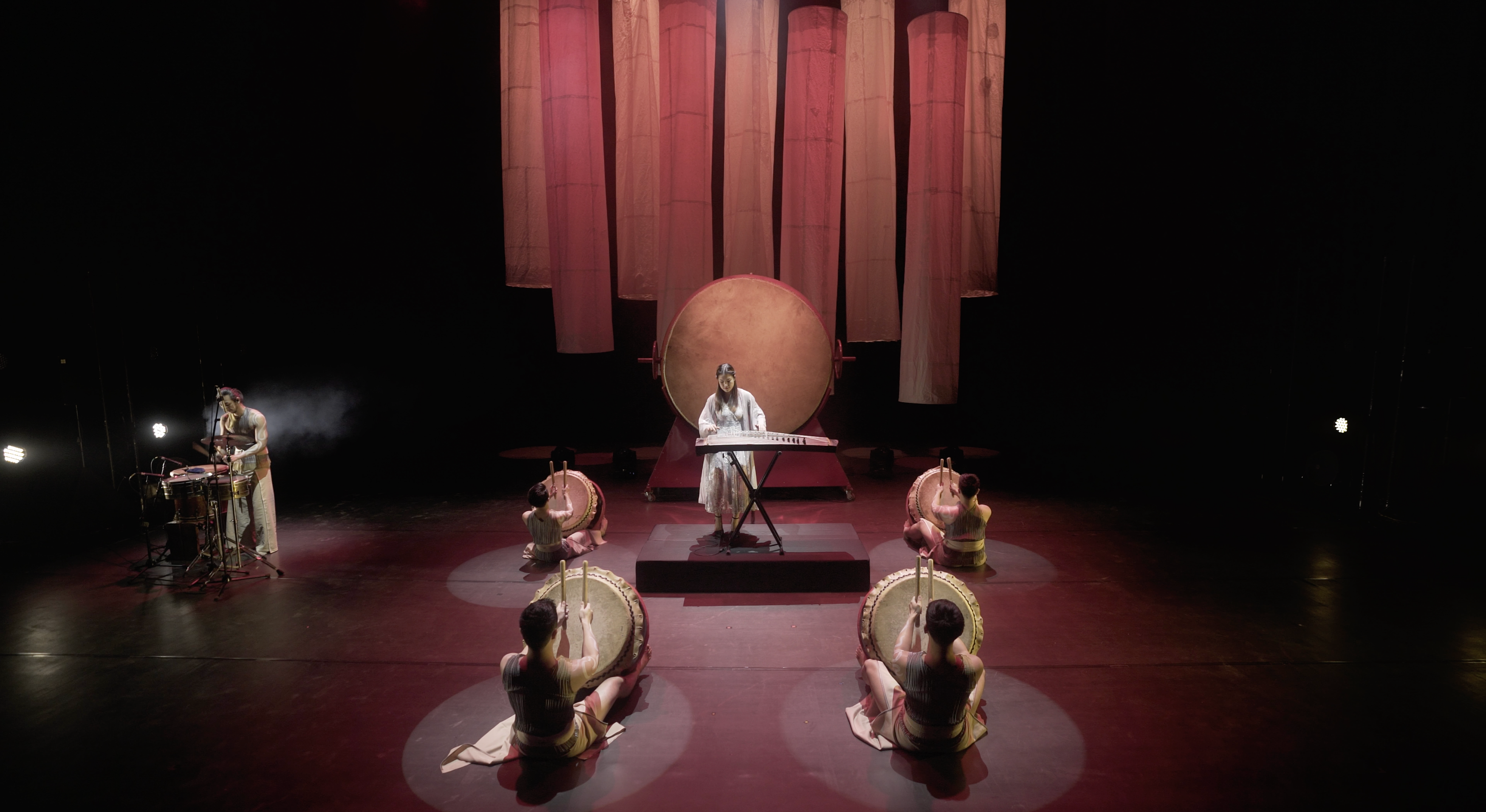 《金牛迎春新期望》年初一首播  文艺节目陪你过年