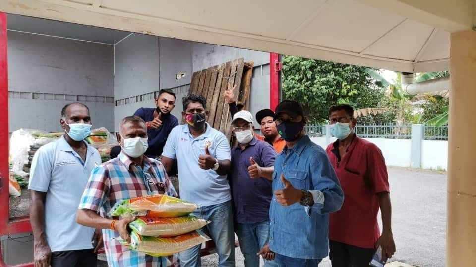 நோன்பு பெருநாளை முன்னிட்டு இந்திய சமூகத் தலைவர்களுக்கு 1,000 வெள்ளி சிறப்பு உதவித் தொகை 