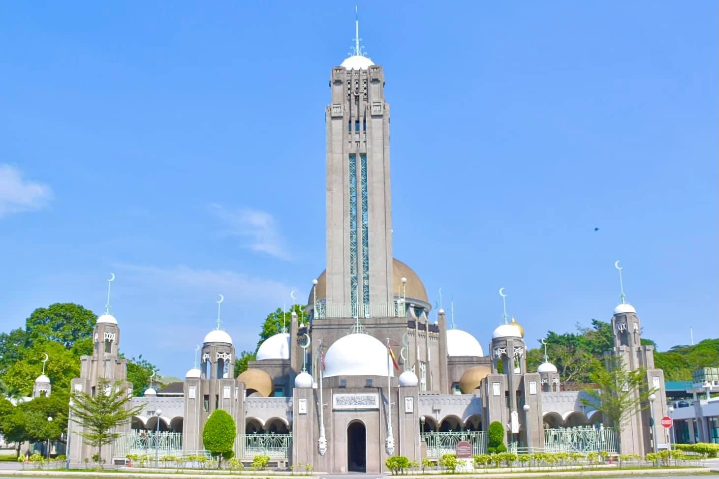 Sultan seru hayati isi khutbah vaksin penting cegah mudarat