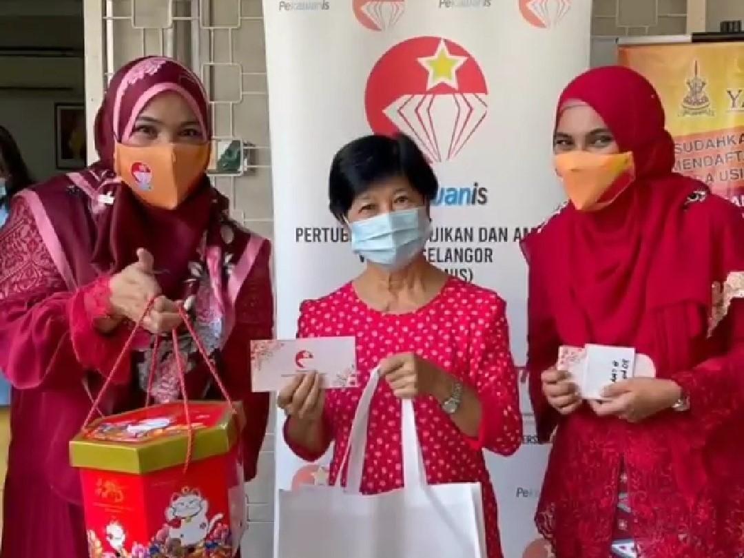 1,140 masyarakat Cina terima sumbangan Pekawanis