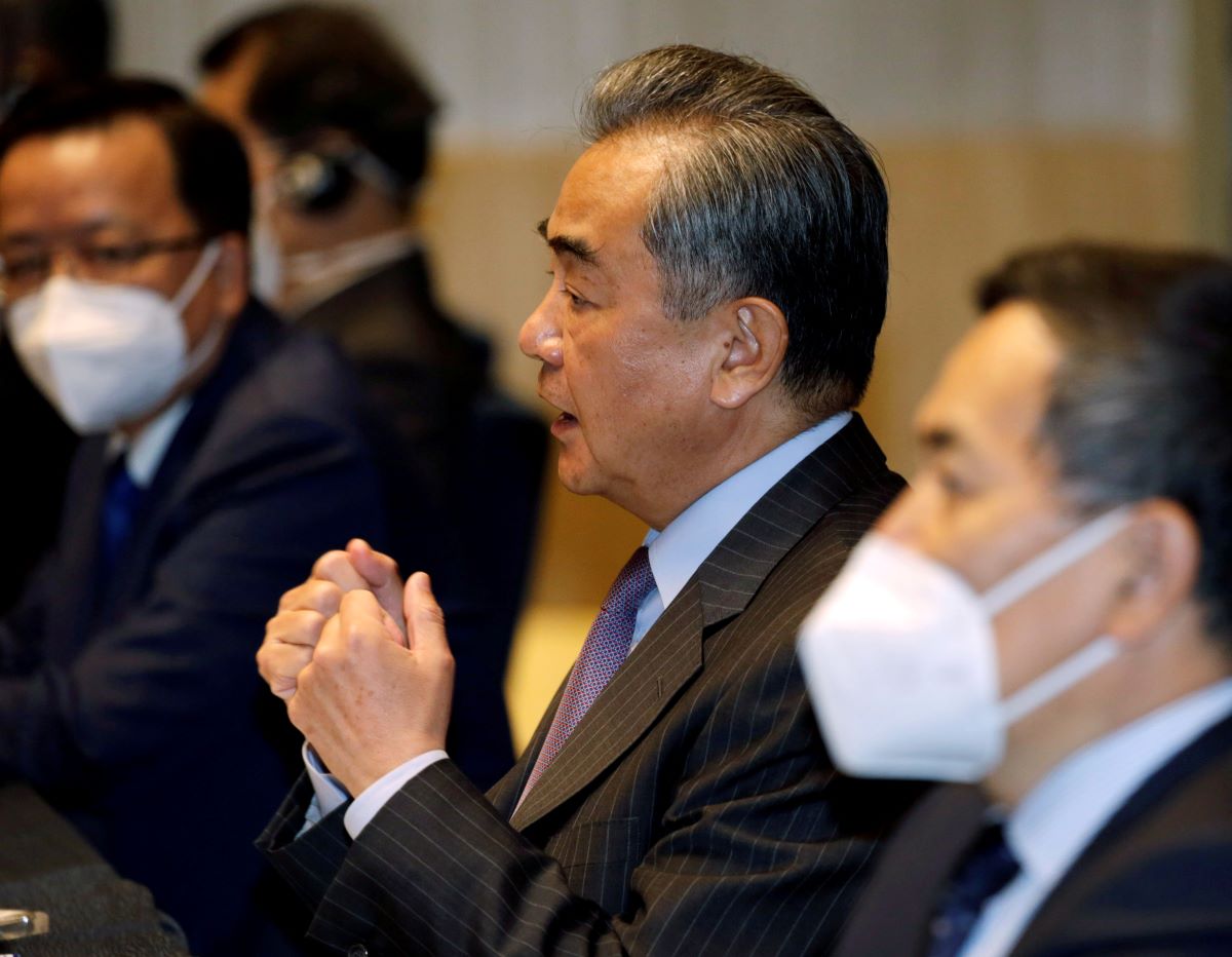 Chinese FM calls for mutual respect, cooperation to restore China-US ties