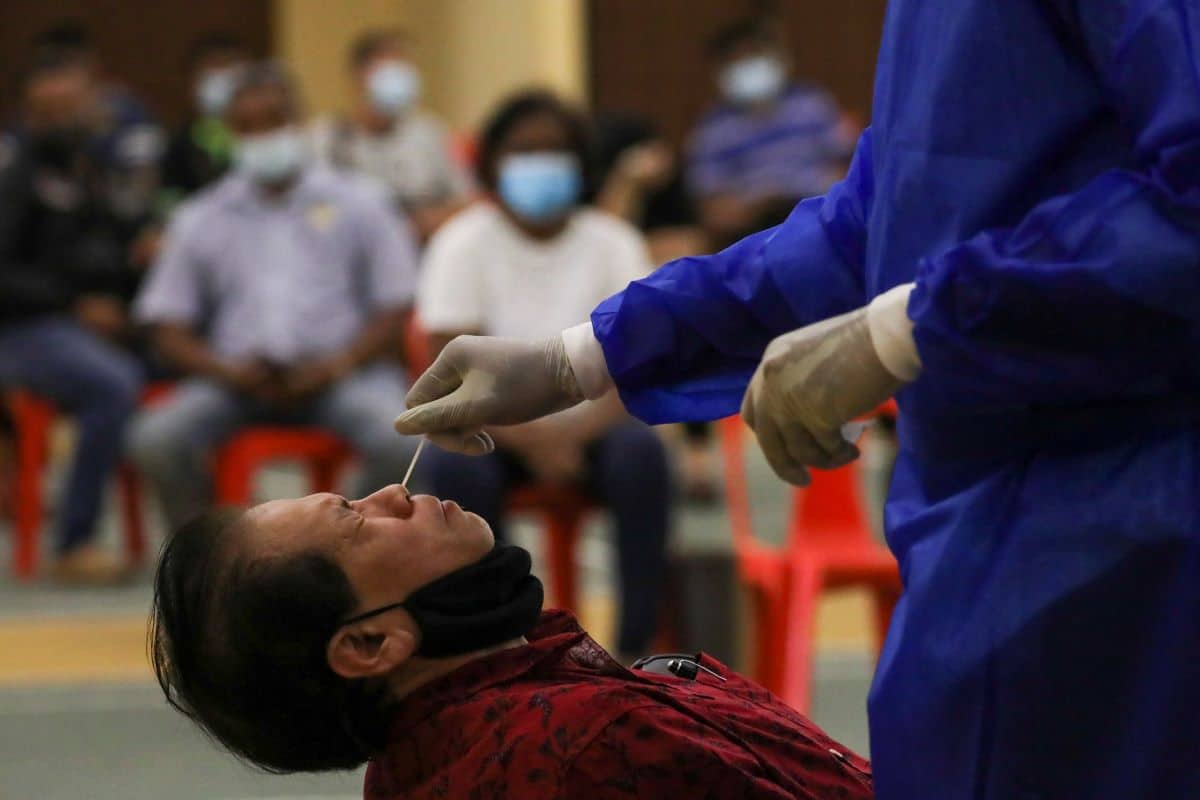 Malaysia in midst of developing Covid-19 virus detection technology - Mosti