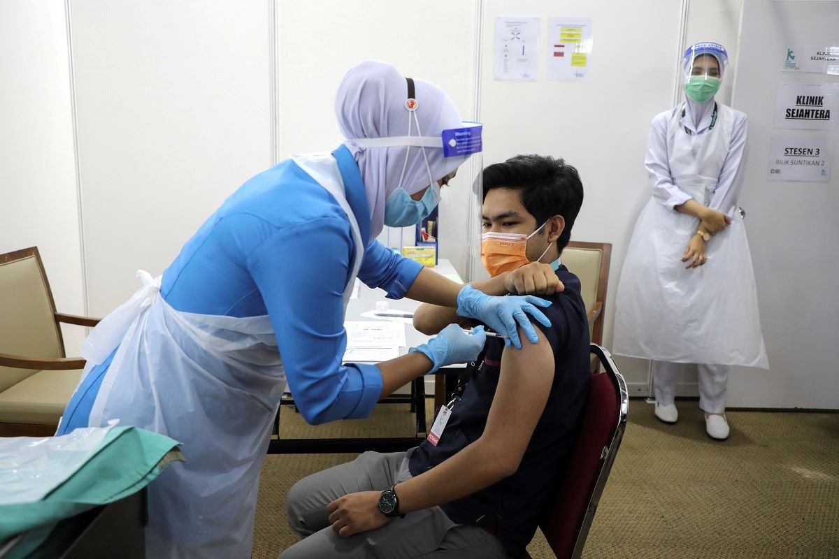 Phase 2 of Covid-19 vaccination to commence earlier on April 17