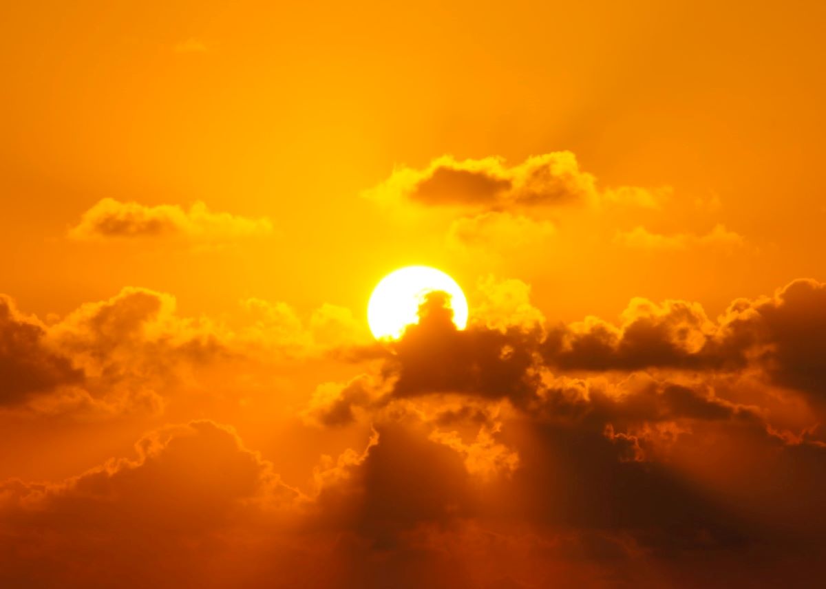 Scorching heat, dry spell expected nationwide from Friday