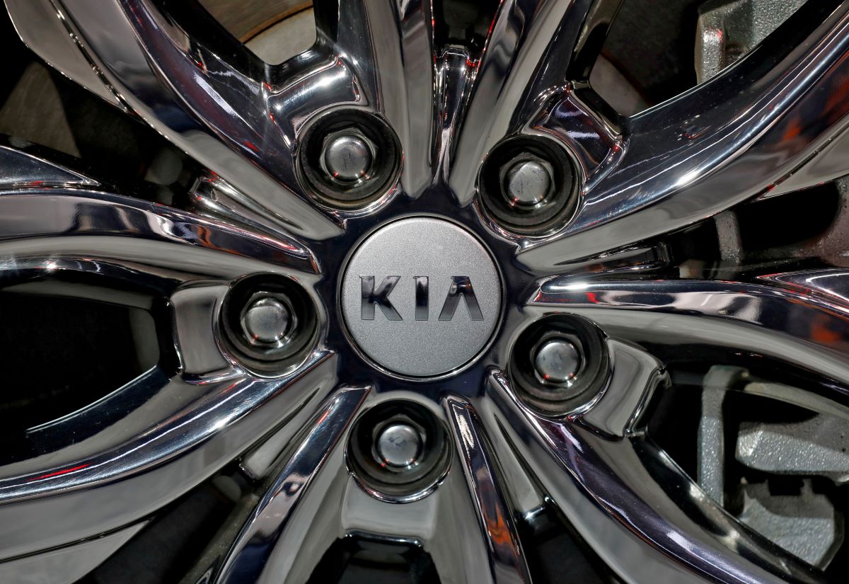 Kia to recall 380,000 Sportage, K7 models in US for fire risk