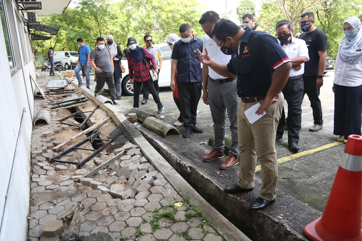 Selangor tanggung kos baik pulih tanah mendap Pangsapuri Indah Ria