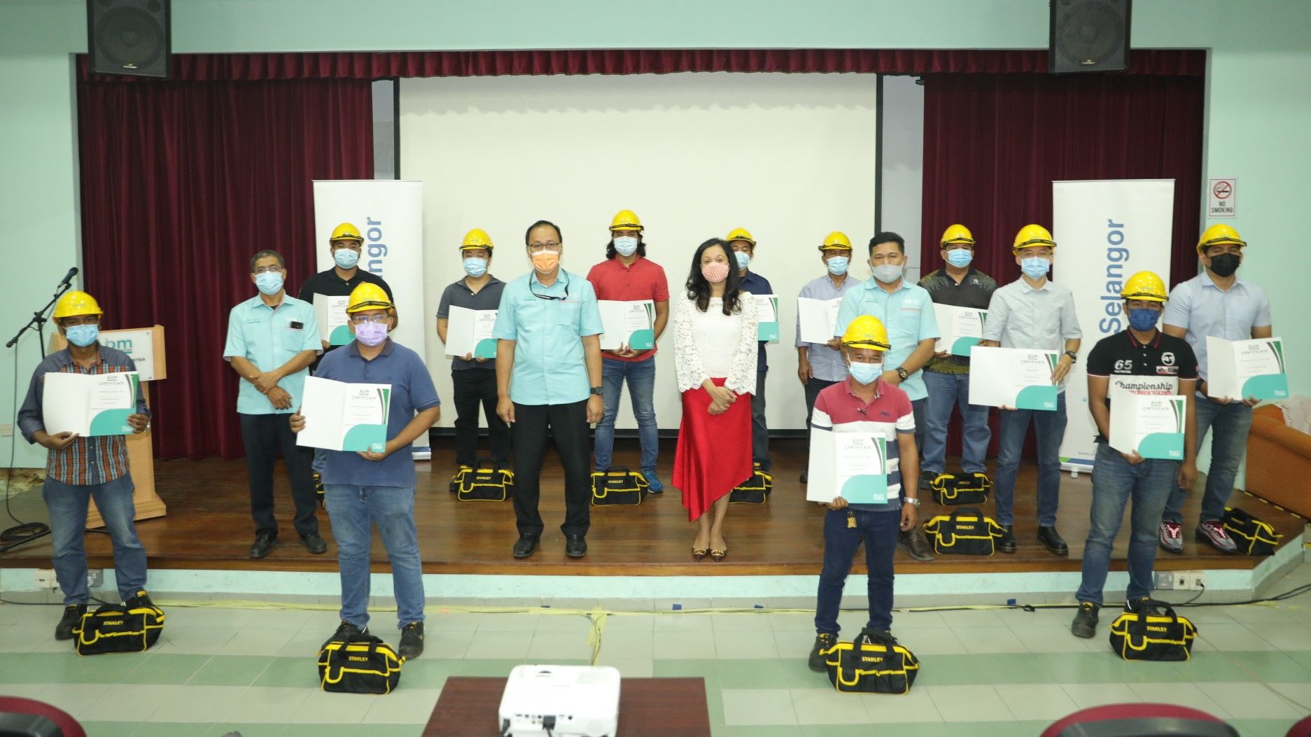 12 peserta sertai kursus perantis tukang paip Air Selangor