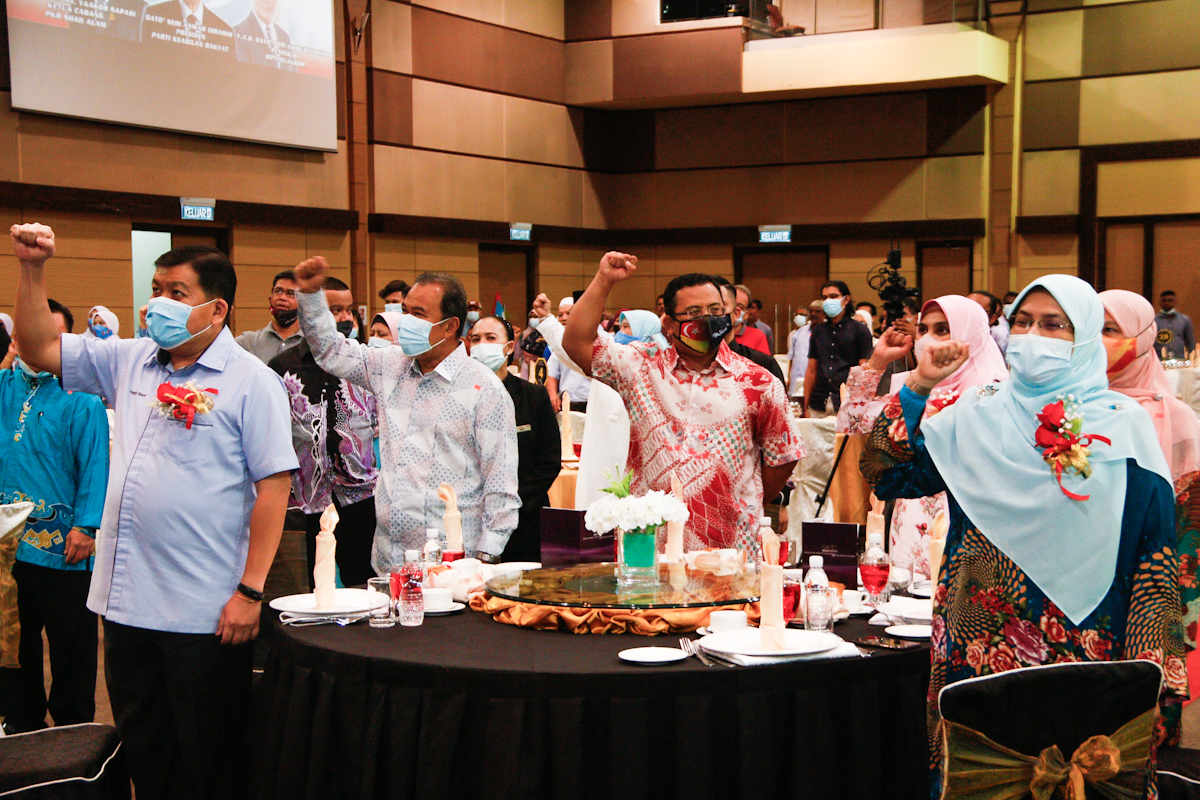 Cabang terus kukuh meski ahli parlimen keluar parti