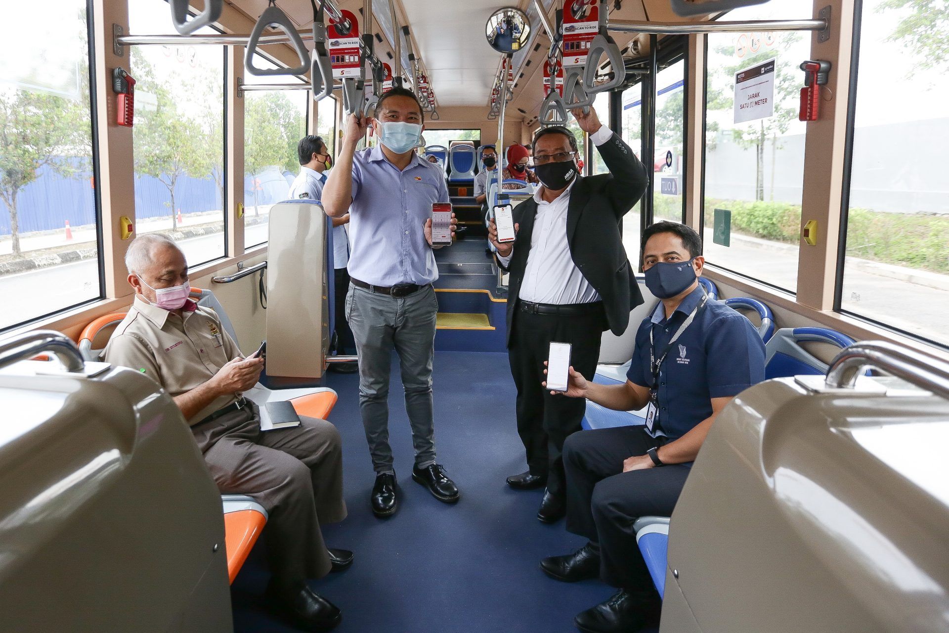 黄思汉：扫描搭雪精明巴士  外籍乘客15日起缴90仙车资