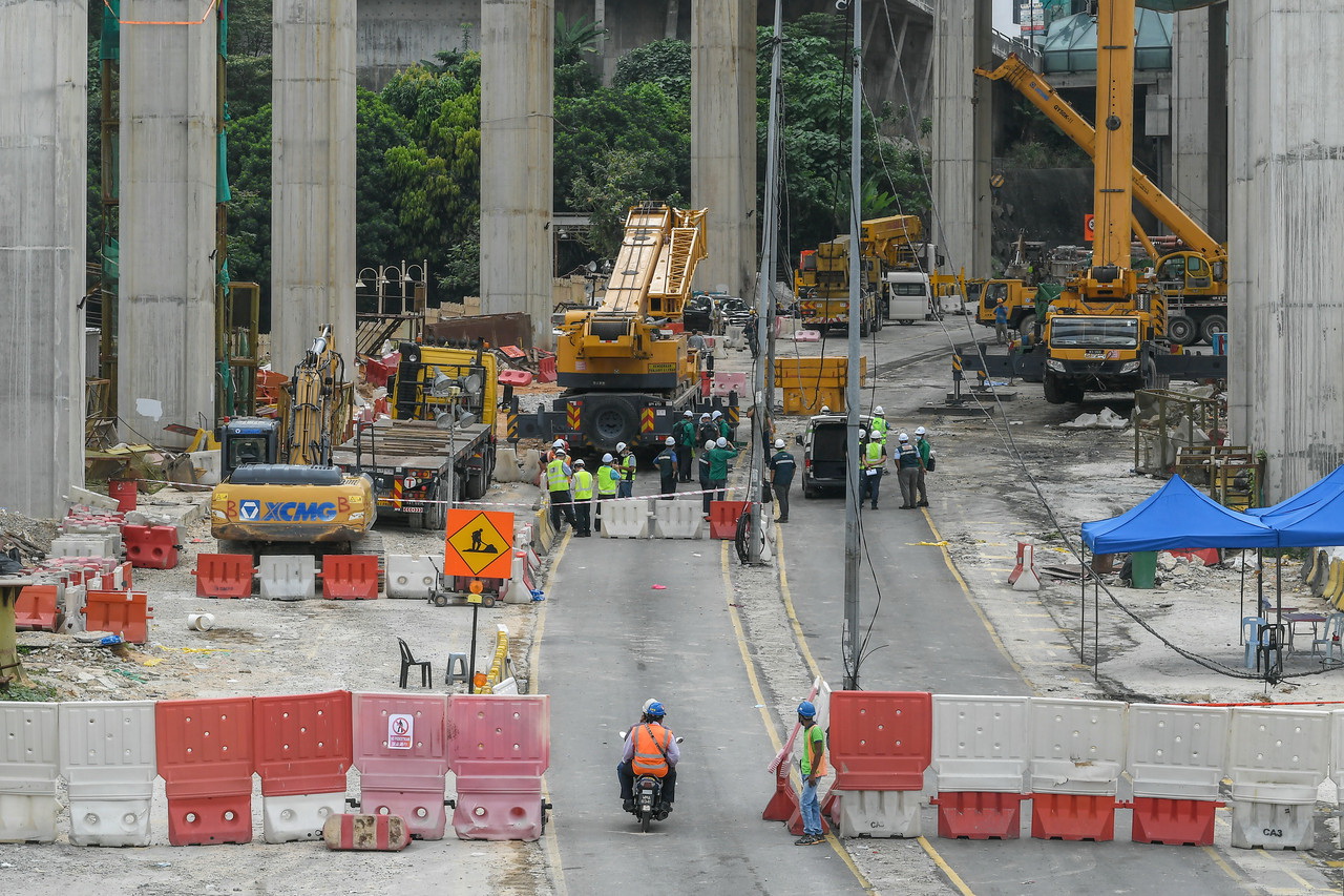 Kerja alih kren gantri di lokasi insiden SUKE selesai