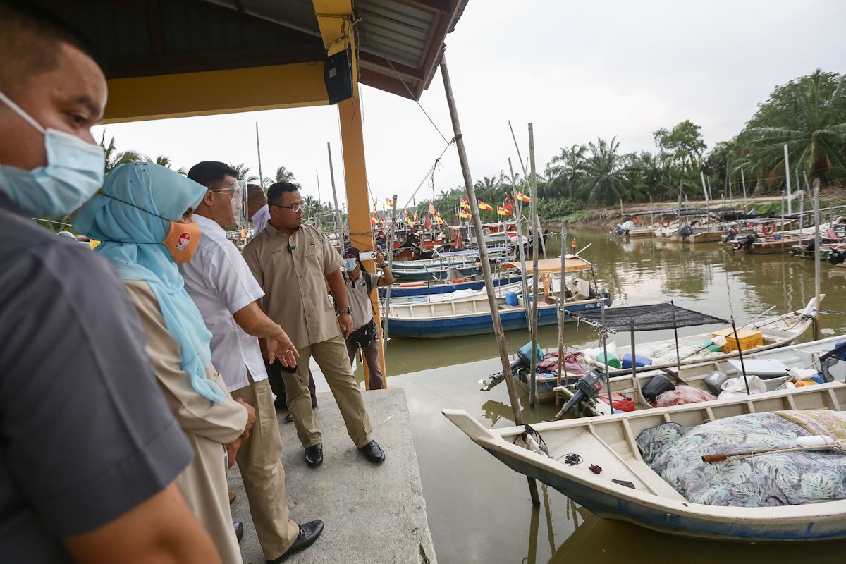 Baik pulih tangga Jeti Kelanang, mudah naikkan hasil laut