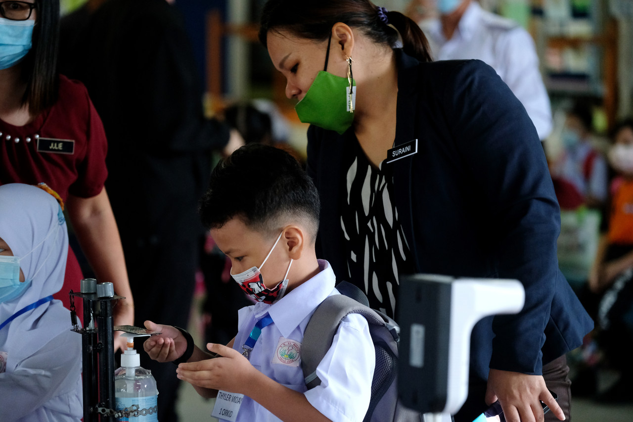Nilai risiko jangkitan kepada kanak-kanak sebelum buka sekolah