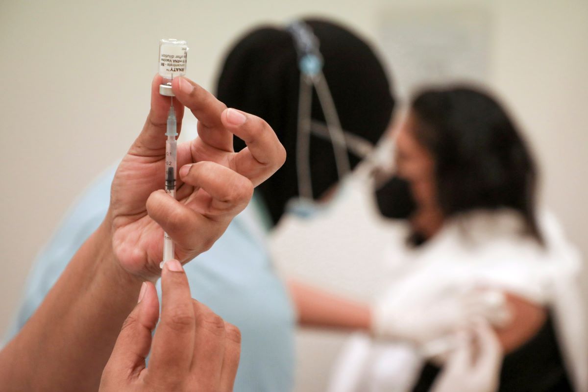 Nearly 300 councillors mobilised to raise awareness on Covid-19 vaccine