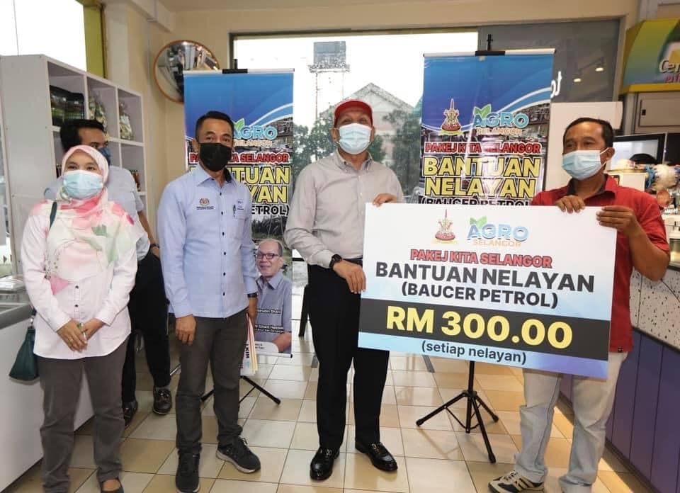 1,351 nelayan Selangor mula terima baucar petrol
