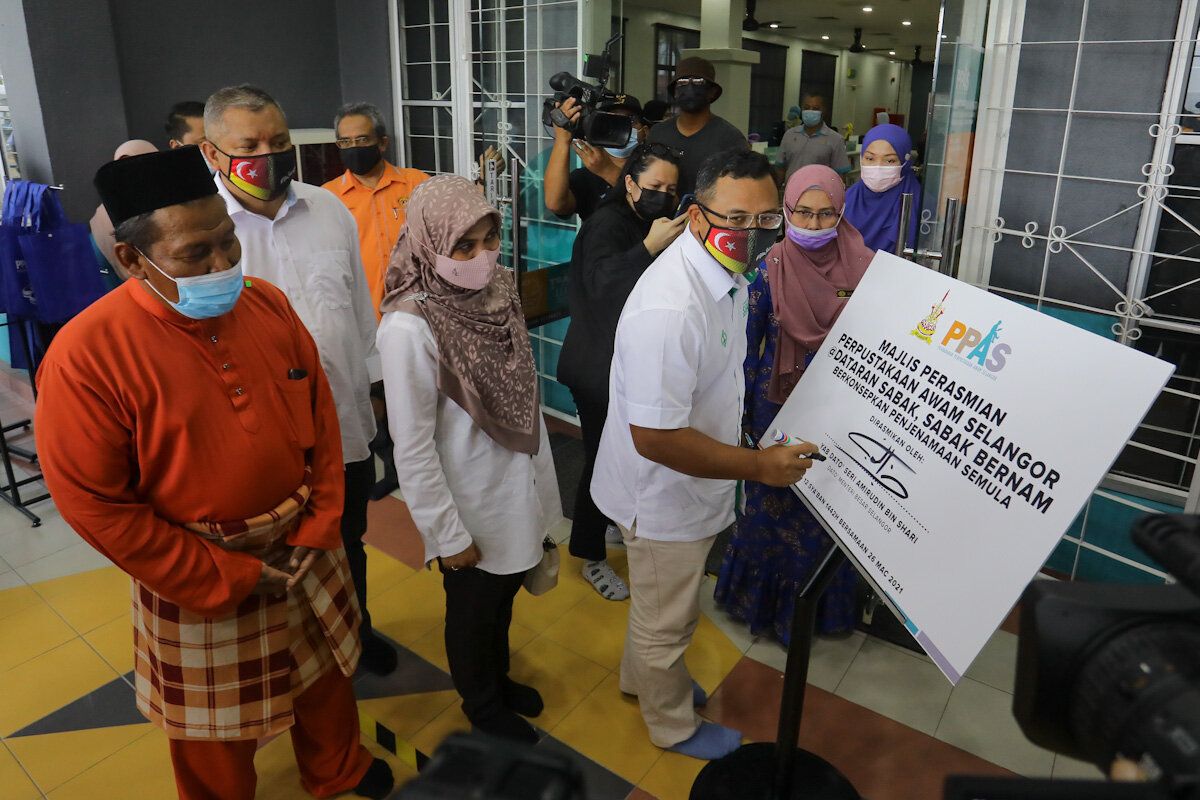 சிலாங்கூரிலுள்ள 60 நூலகங்கள் தரம் உயர்த்தப்பட்டன- மந்திரி புசார் தகவல்