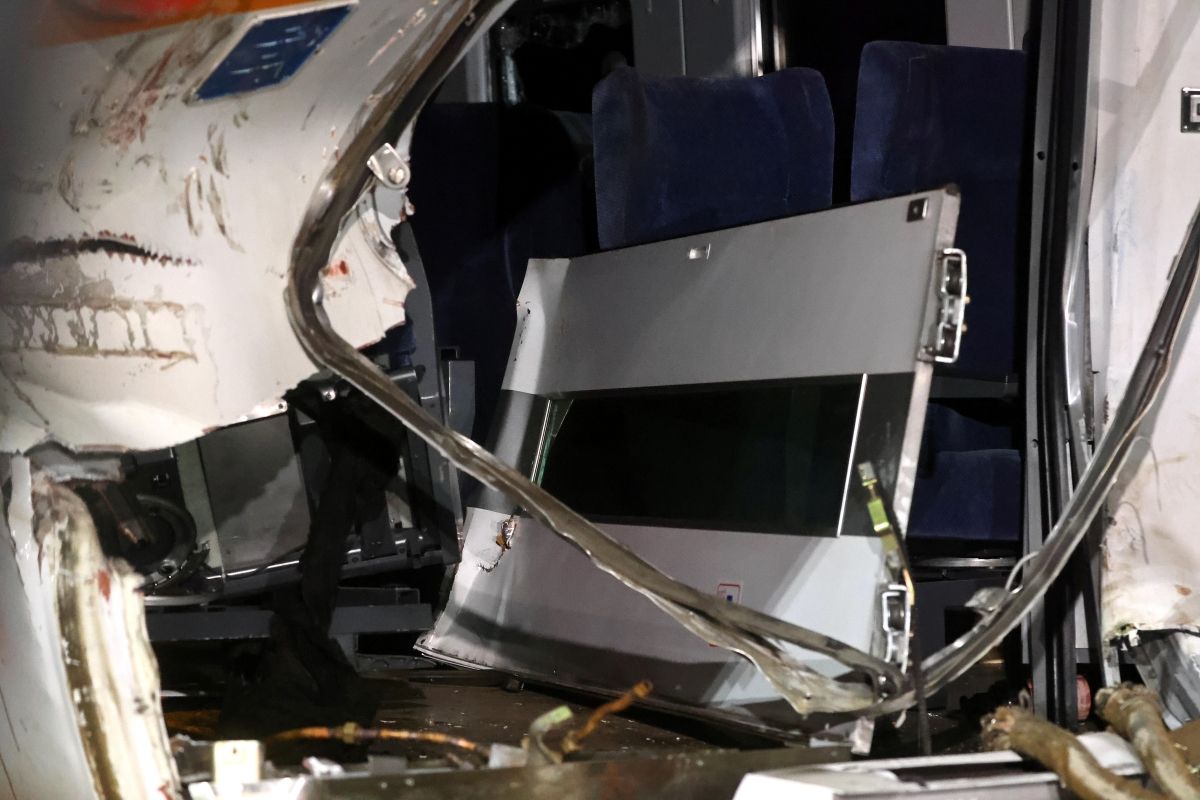 Transport minister to step down over Taiwan train crash