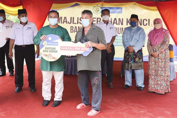 雪大臣促教育部制定指南 处理确诊学校后续行动