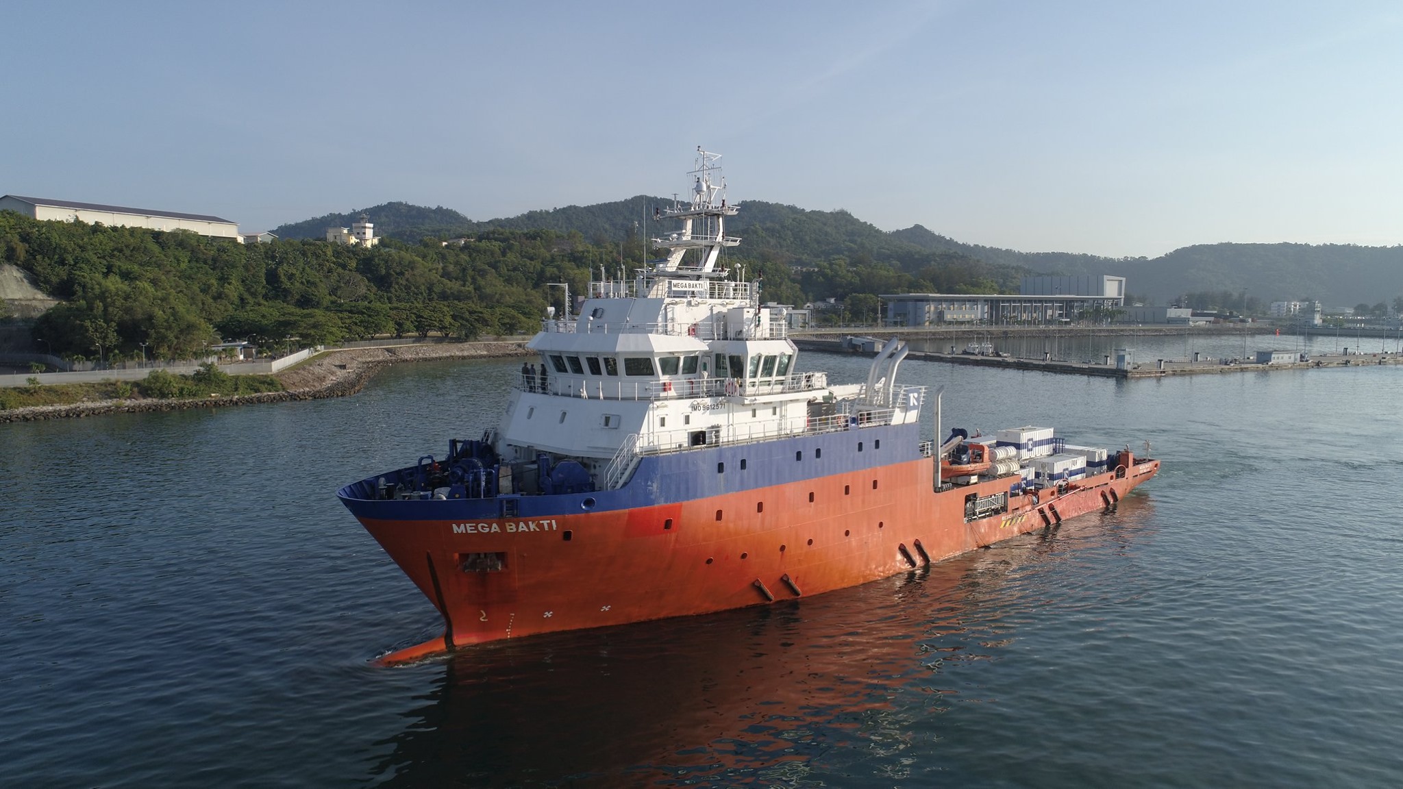 RMN deploys MV Mega Bakti to help search for Indonesian submarine