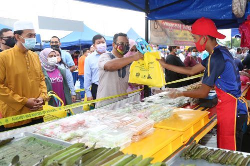 雪大臣满意万宜新镇商业点SOP系统 可成为典范